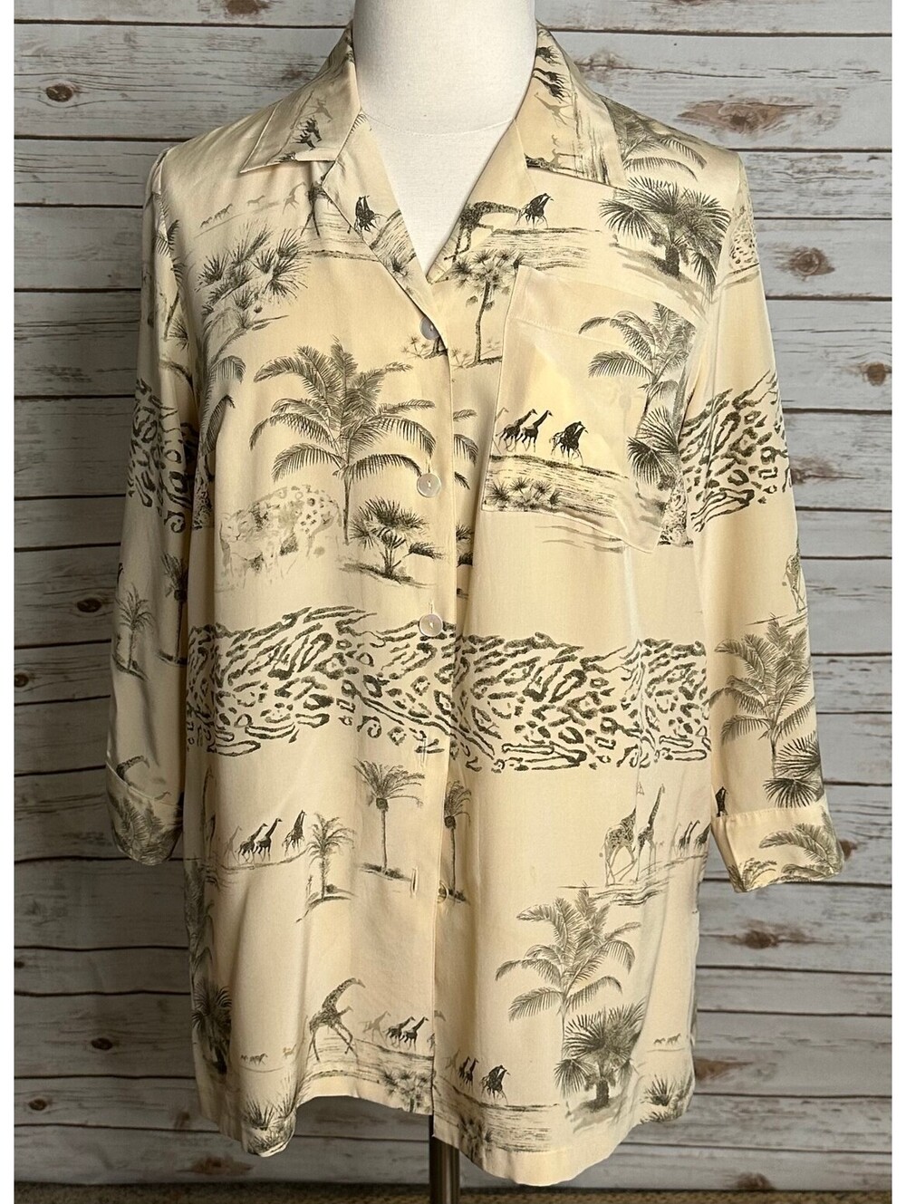Vintage Silk Collection Harve Benard cream grey silk button front blouse Size 16